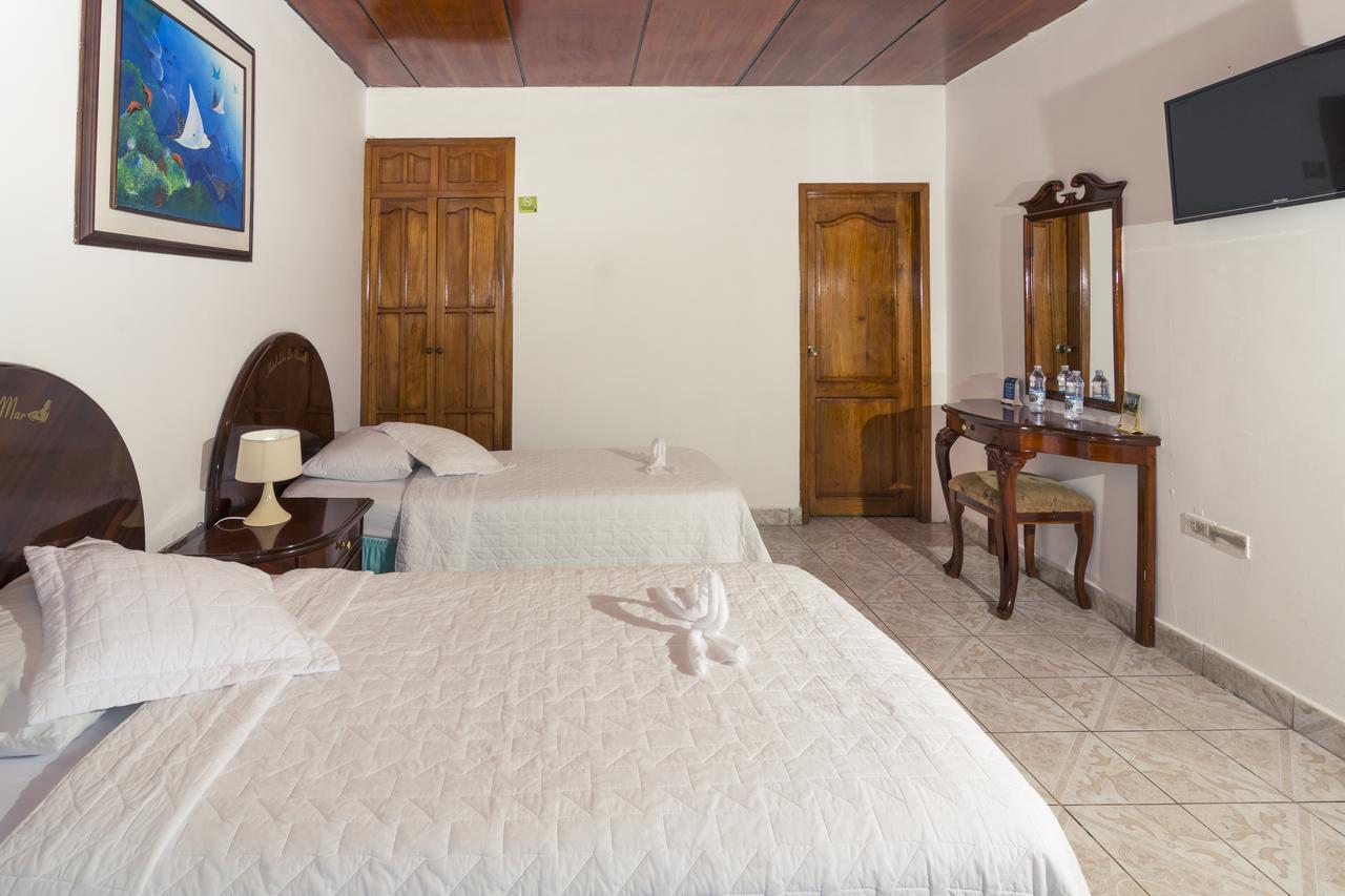 Grand Hotel Lobo De Mar Puerto Ayora  Esterno foto